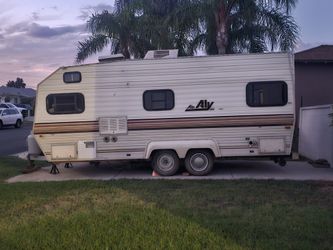 1988 Mobile Home / Travel Trailer – Great Condition