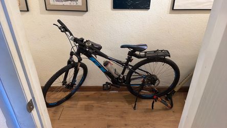 Mountain Bike GT  Laguna Pro Black