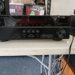 Yamaha RX-V377