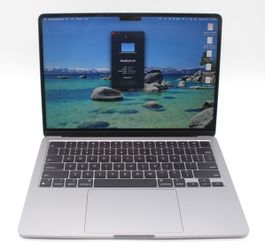 Apple MacBook Air 13.6" M2 2022 16GB RAM 256GB SSD Silver A2681 39 Cycles