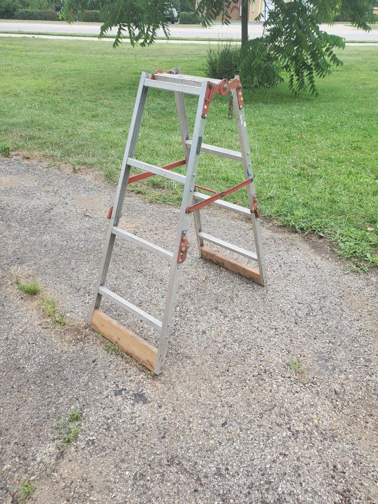 Short Ladder