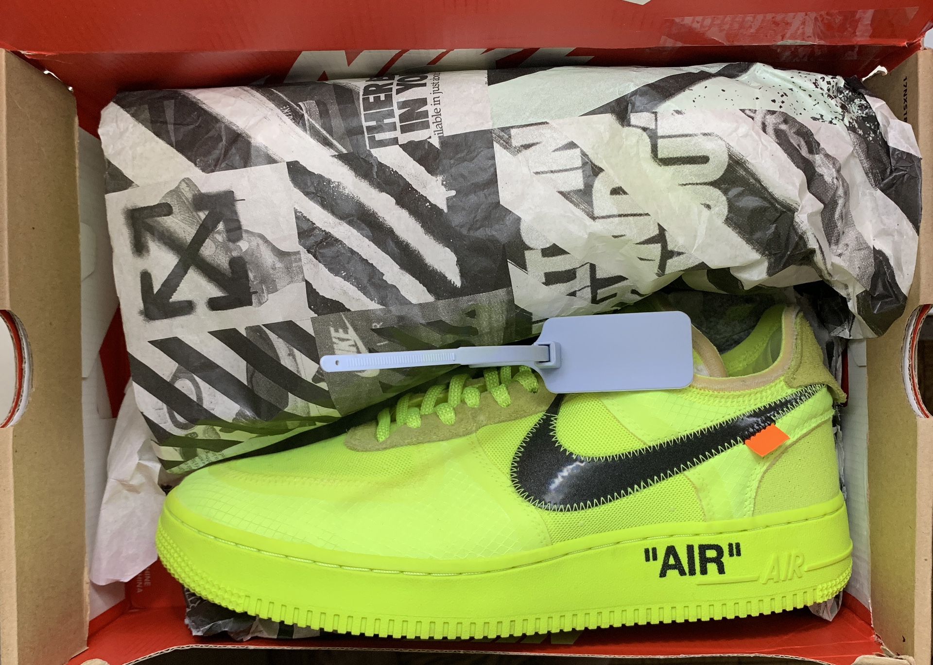 Nike Air Force 1 Off White Volt