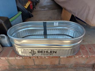 Metal tank