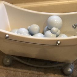 Bubble bath Tub 18inch Doll Our Generation 