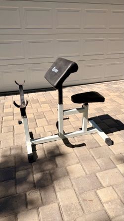 Costway Preacher curl bench