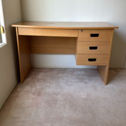 Student Desk With 4 Drawers