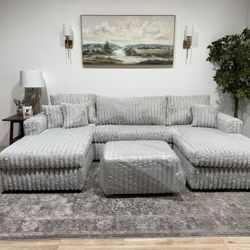 Brand New Sectional Couch - Delivery Available 