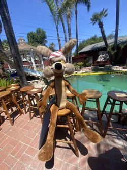 Vintage 1971 Mighty Star Warner Bros. WILE E COYOTE 45"+ Stuffed Plush Toy Wired