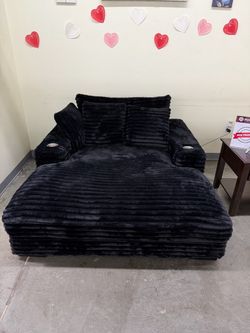 Chaise Lounge
