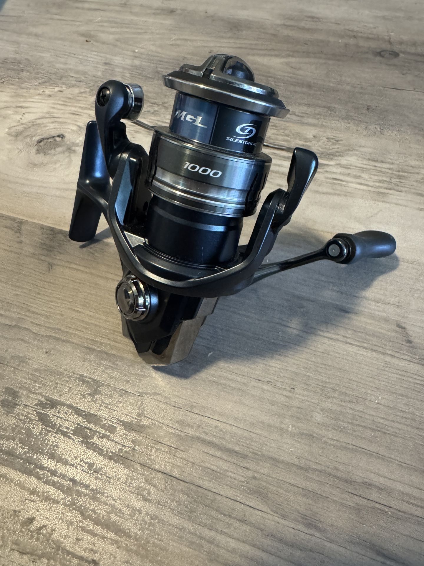 Shimano Miravel 1000 Spinning Fishing Reel. New In Box.