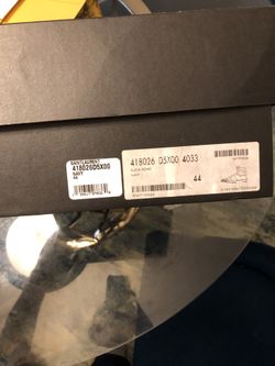 Yves saint laurent (YSL)