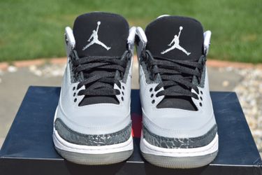 Jordan wolf grey 3 size 8.5