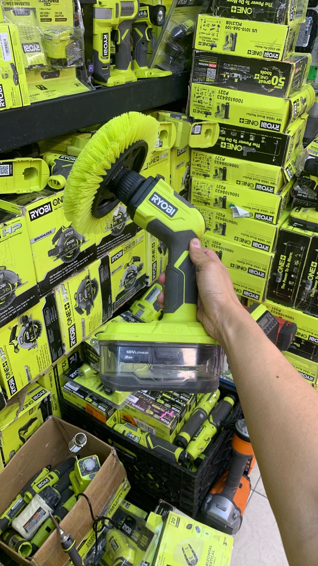 Ryobi 18v Handheld Powered Scrubber With 2.0ah Battery