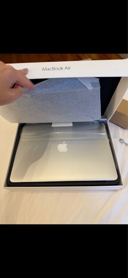 MacBook Air 13" (2017)