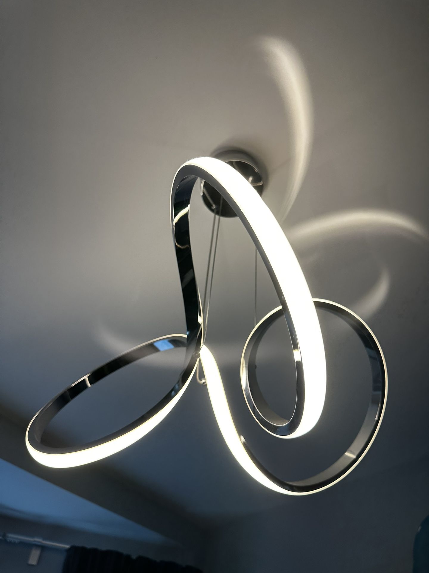 Chandelier LED Chrome