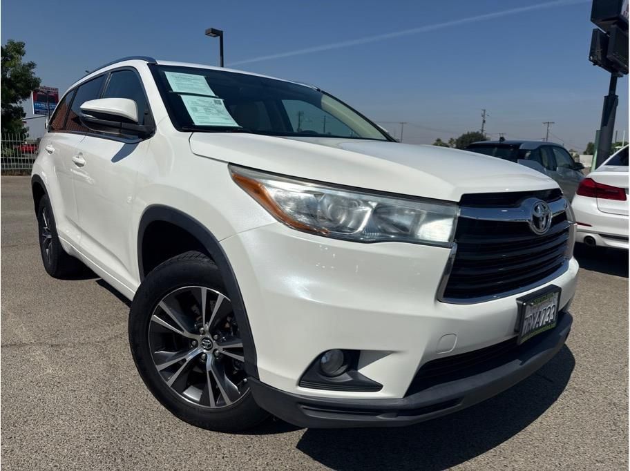 2016 Toyota Highlander