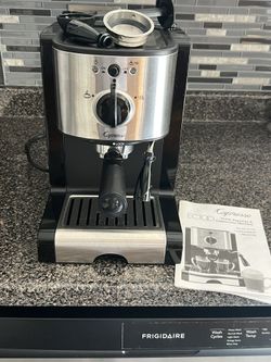 CAPRESSO EC100 Espresso & Cappuccino Maker