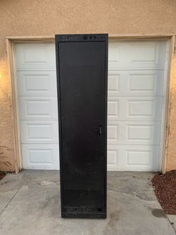 Middle Atlantic ERK-4425-AV ERK 25" Audio/Video Standalone Enclosure