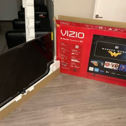 Brand New 65 Inch Vizio M-6 Series Smart Tv 