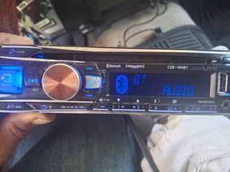 STEREO ALPINE CD AUX USB BLUETOOTH PANDORA GOOD CONDICIÓN ABLO ESPAÑOL