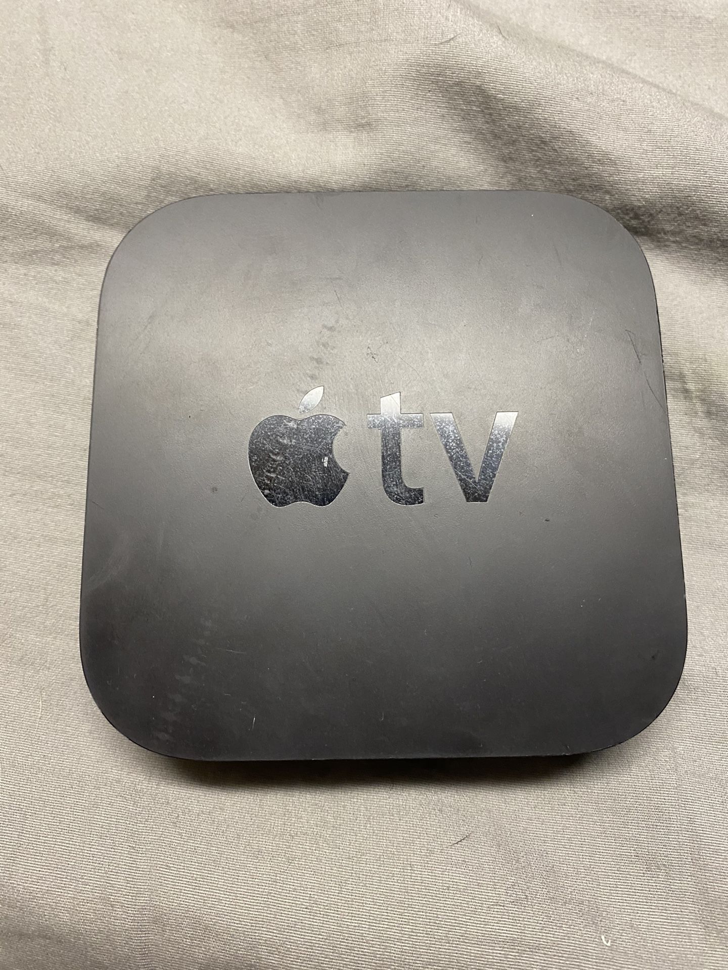 Apple TV 3rd Gen - With Remote