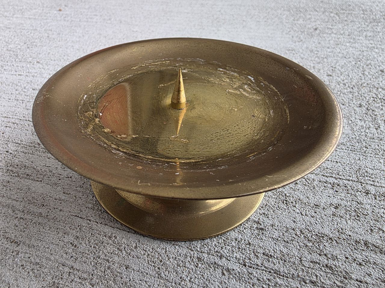 Vintage Solid Brass Candle Holder with Spike – 4” Top, 3” Base – Round Pedestal Candle Plate