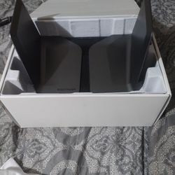 NETGEAR NIGHTHAWK RAX80

8 Stream
