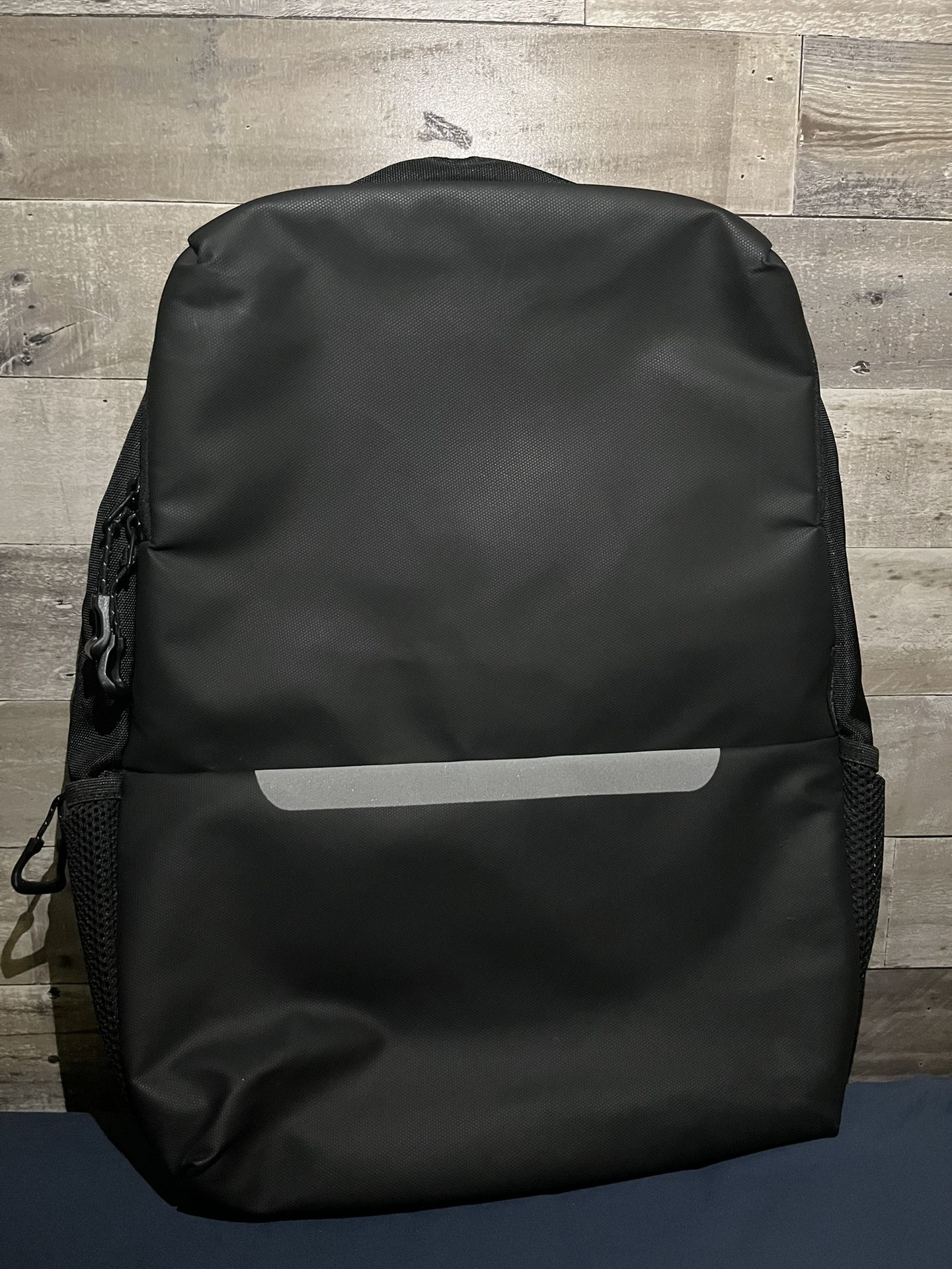 Travelers Choice Backpack (Black)