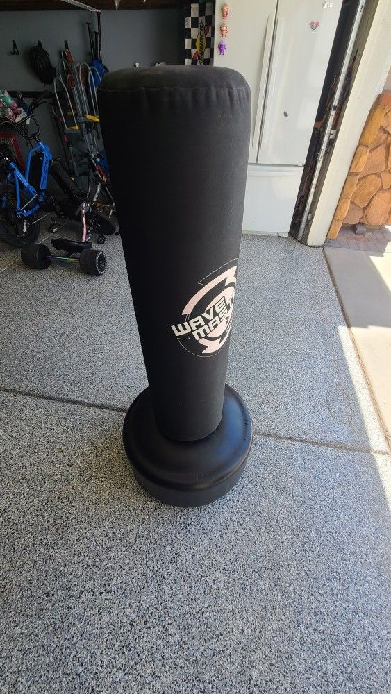 Wavemaster Punch Bag Free Standing - Adjustable