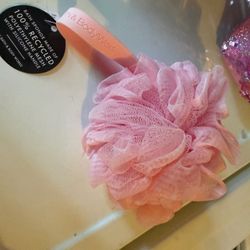 Brand New Never Used Bath And Body Works Pink Pop Poof