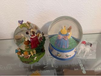 Globes Disney