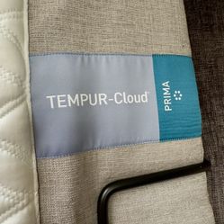 Bed- Twin XL Tempur-Cloud Prima Twin XL Mattress with Comfort Base