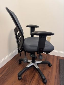 Computer chair