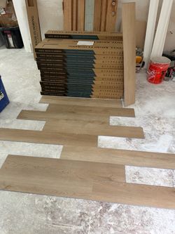 Vinyl flooring and laminate