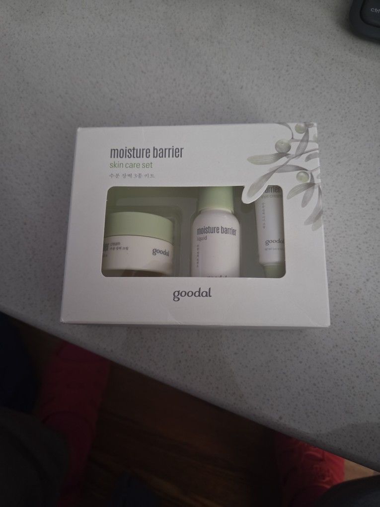Moisture Barrier Skin Care Set
