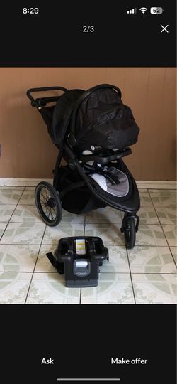 LIKE NEW GRACO JOGGING TRAVEL SYSTEM STROLLER CAR SEAT AND BASE!!!!
