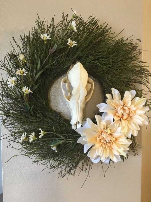 Coyote skull wreath