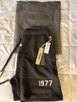Essential shorts size medium