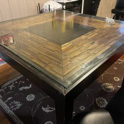 Used Counter high dining room table (TABLE ONLY) Very sturdy Glass top (Heavy) $75 Pick up only