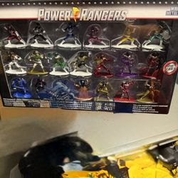 Nano MetalFigs Power Rangers.