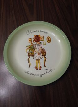 1972 Holly Hobbie Collector's Plate. A friend is someone who lives in your heart.