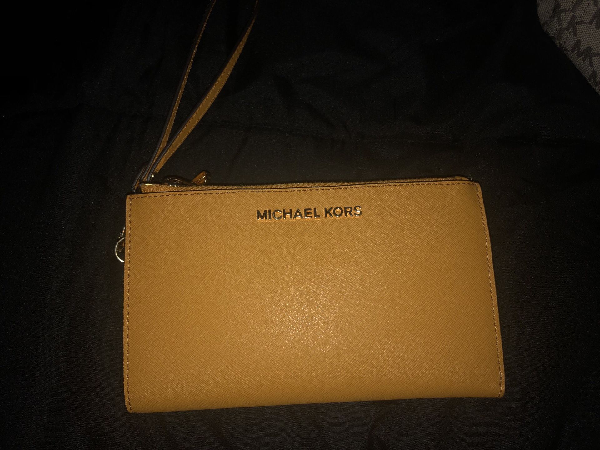 MK wristlet