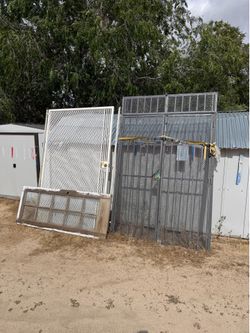 Gate doors