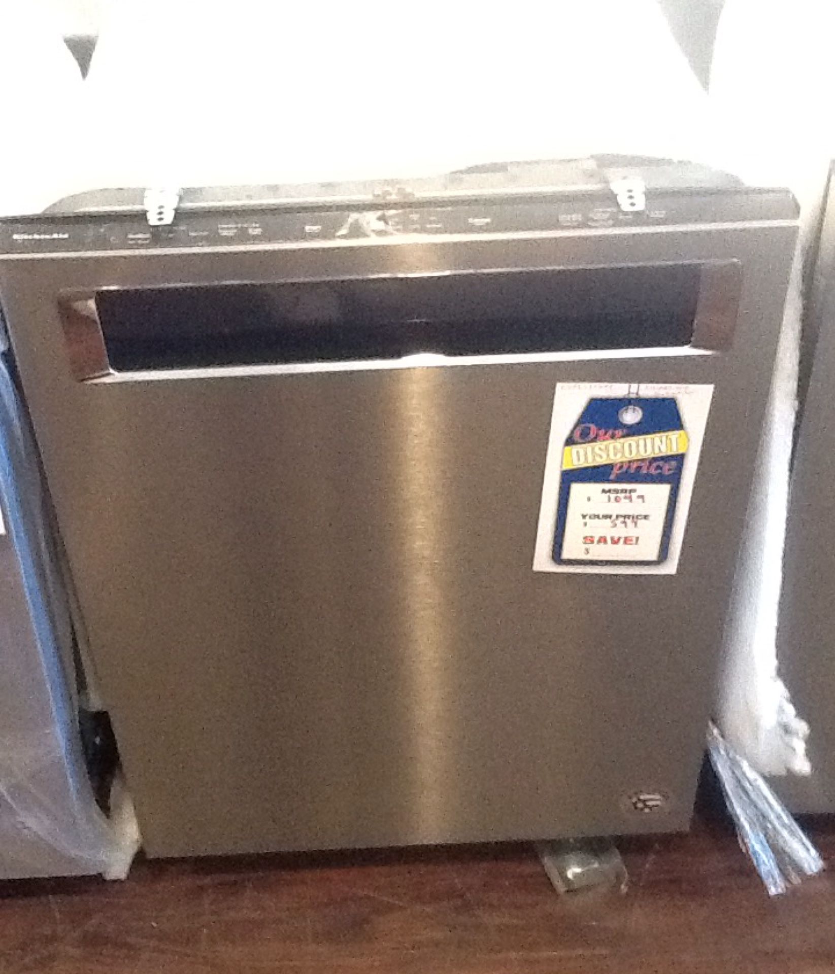 New open box kitchen aid dishwasher KDPE234GPS