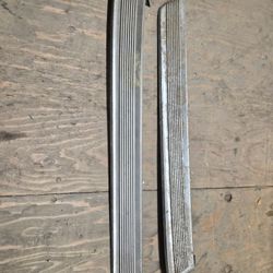 1960 Ford Thunderbird Lower Right And Left Roof Trim Molding