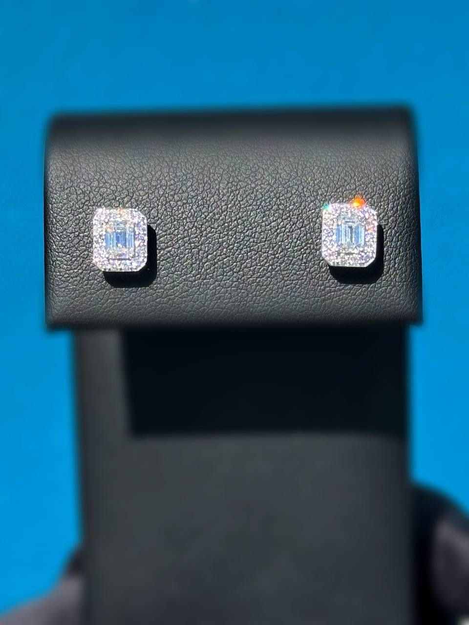 18k solid white gold Emerald & brilliant cut 1.1CTW Diamond stud earrings