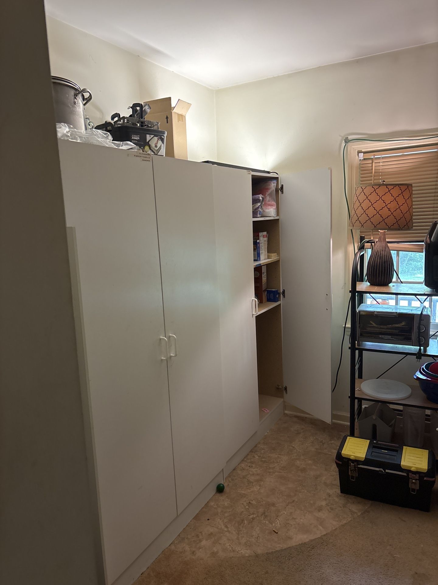 cabinet x 2