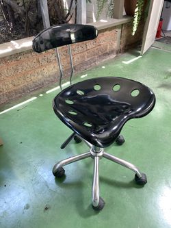 Rolling, adjustable chair, work shop chair