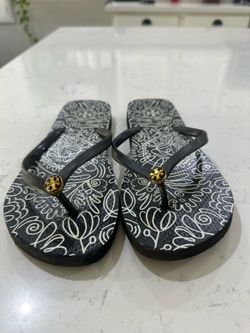 Tory Burch Flip Flops Sandals Size 8