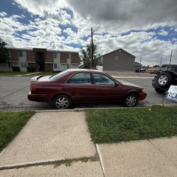 2000 Toyota Camry